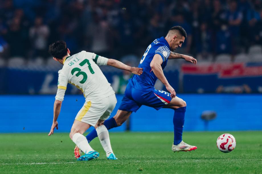 法比奥造乌龙路易斯点射 国安2-2绝平申花