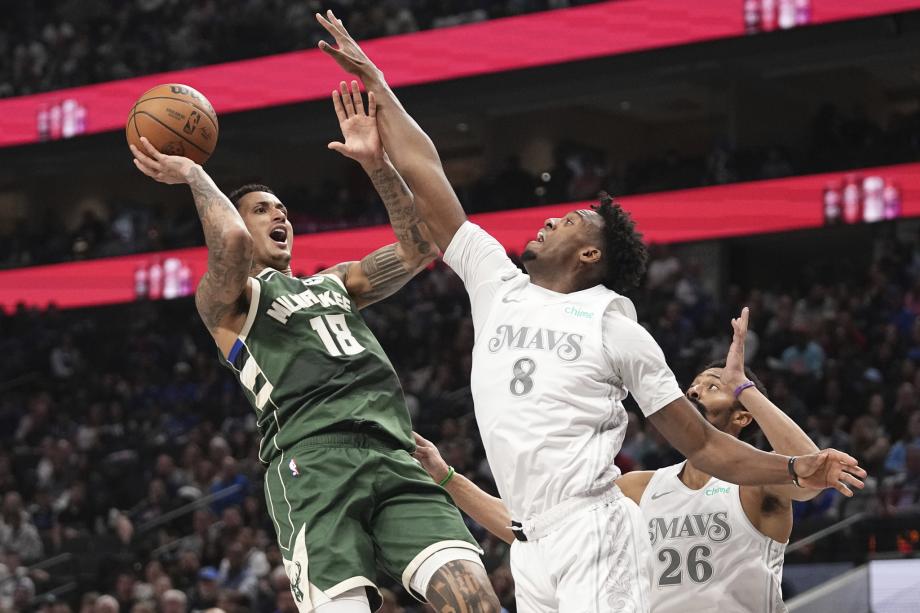 字母哥准三双欧文31分 雄鹿3人20+轻取独行侠