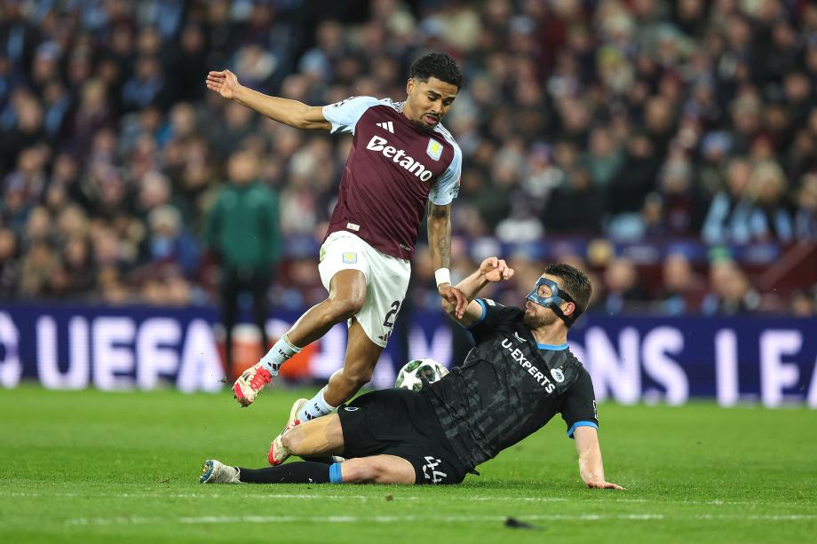 阿森西奥梅开二度 维拉3-0布鲁日晋级8强创历史