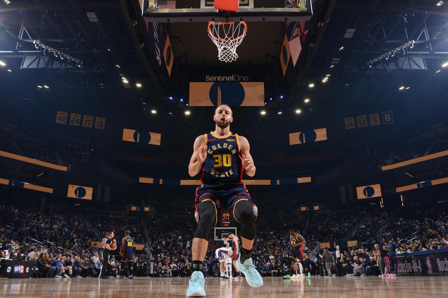 库里4000记三分里程碑 勇士大胜国王豪取六连胜