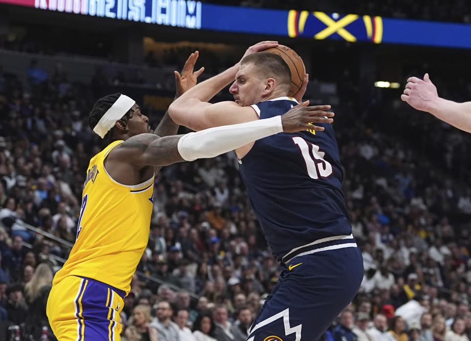 穆雷三分准绝杀约基奇28分 掘金送湖人四连败