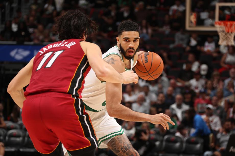 塔图姆28+5凯尔特人力克热火 提前锁定季后赛名额