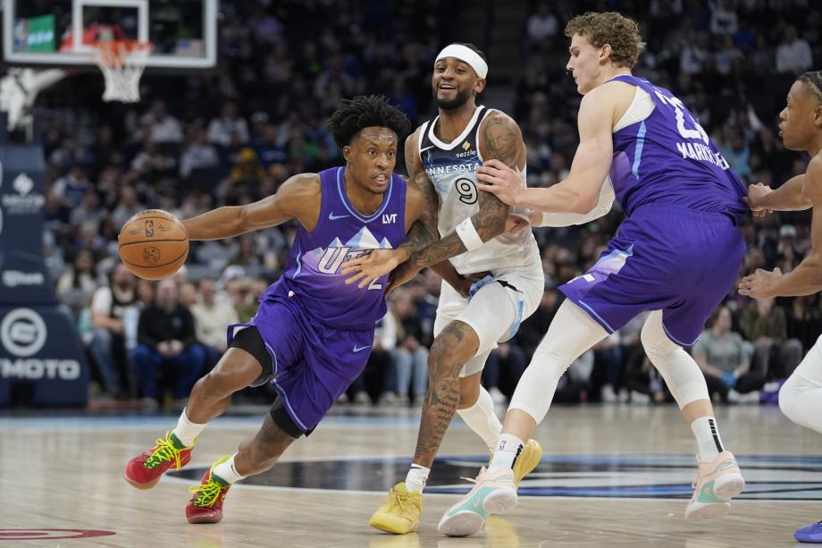 NBA常规赛：爱德华兹41分 爵士102-128森林狼