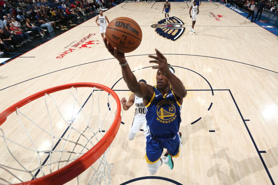 库里复出23+6巴特勒18+10 勇士逆转鹈鹕