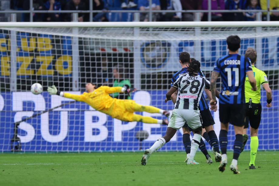 意甲：国米2-1乌迪内斯 阿瑙+弗拉泰西破门