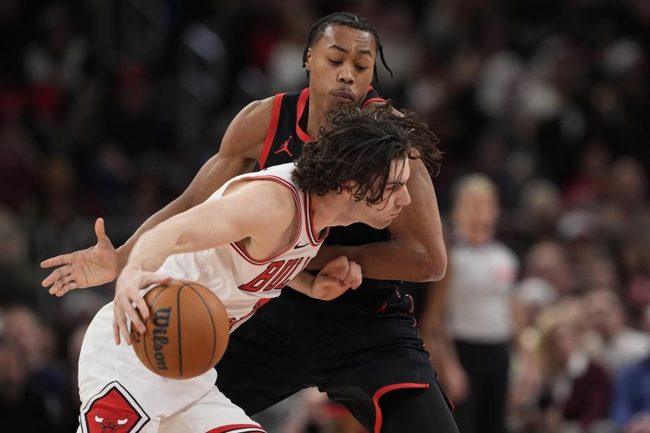 NBA-公牛137-118猛龙 科比-怀特28+3+6