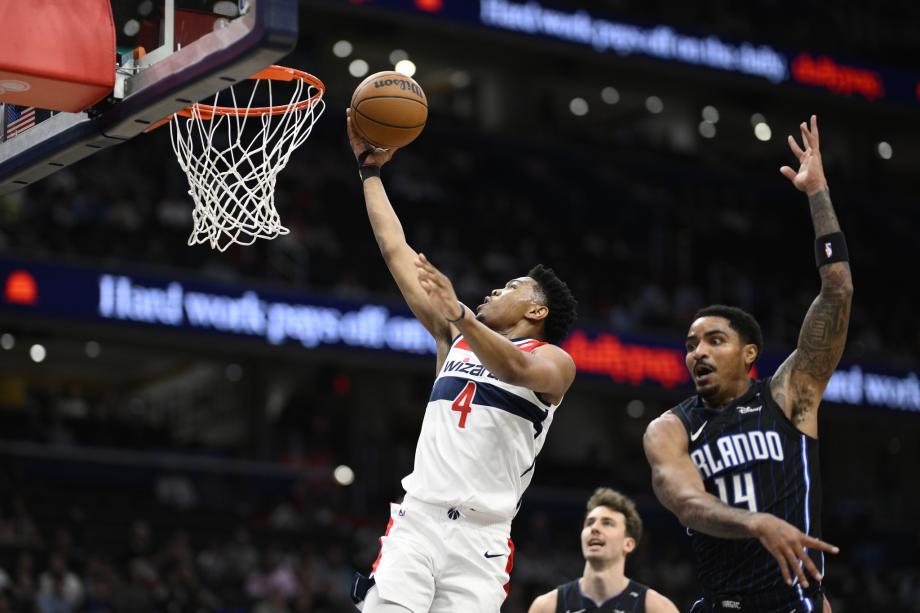 班凯罗33+18+8小瓦格纳27分 魔术击败奇才