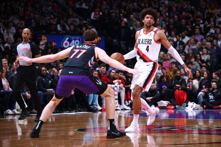 夏普36+6阿夫迪亚26+15+6 开拓者生擒猛龙