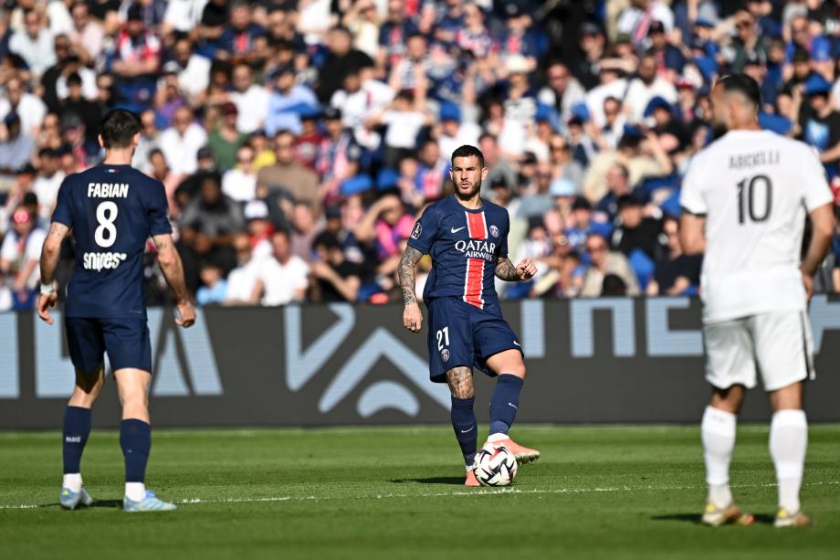 法甲-杜埃破门巴黎1-0胜 提前6轮夺法甲冠军