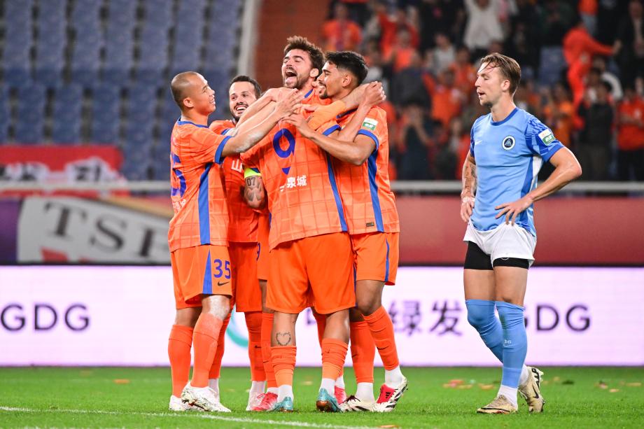 李源一破门三外援传射 泰山4-0大胜新鹏城