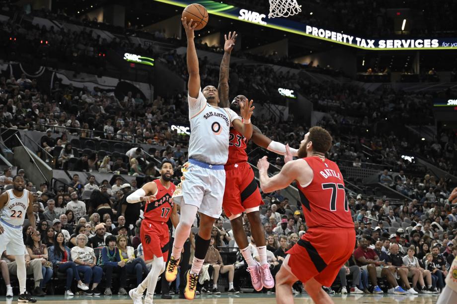 马刺125-118猛龙 保罗赛季全勤