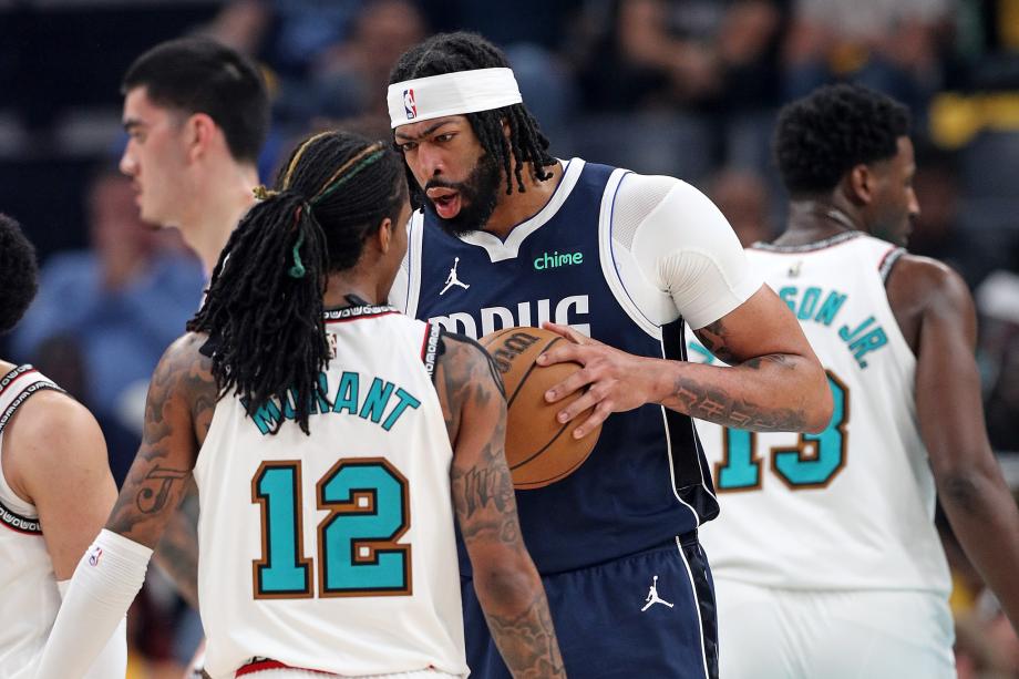 灰熊击败独行侠锁定季后赛席位 首轮对阵雷霆