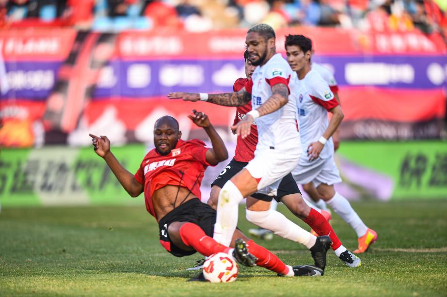 贝里奇屡失良机 长春亚泰主场战平云南玉昆