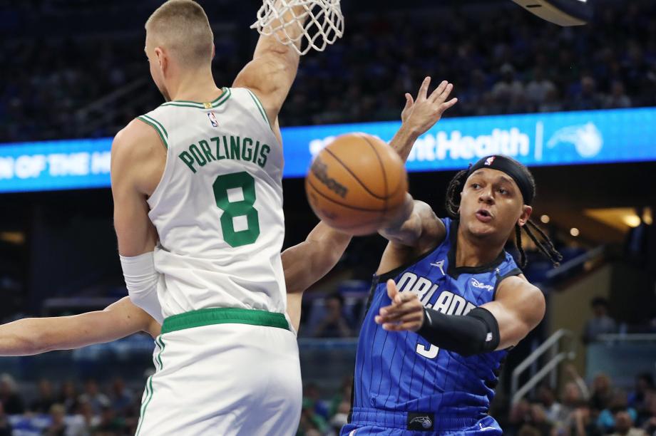 小瓦格纳32+8班凯罗29分 魔术险胜凯尔特人