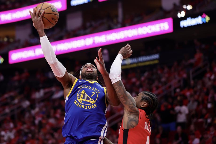 范弗里特26分库里13+7 火箭击败勇士总分2-3