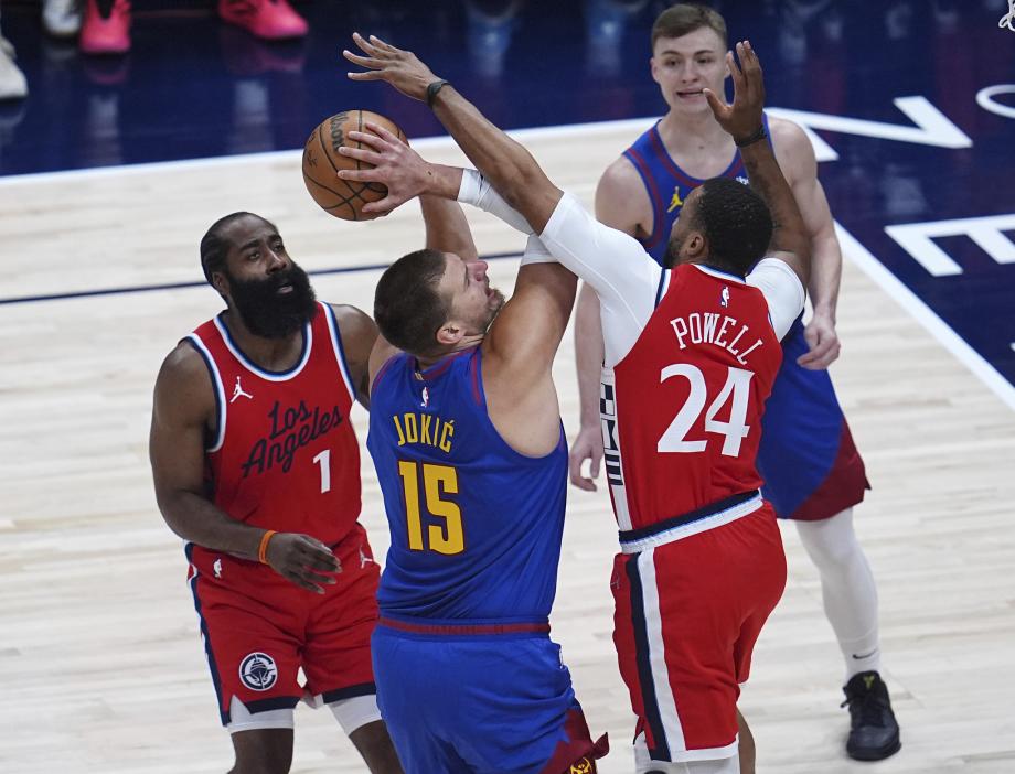 掘金6人得分上双抢七大胜快船 晋级西部半决赛