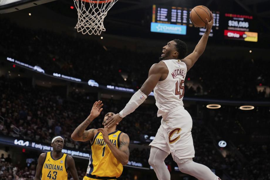 哈利伯顿22+13米切尔33分 步行者力擒骑士开门红