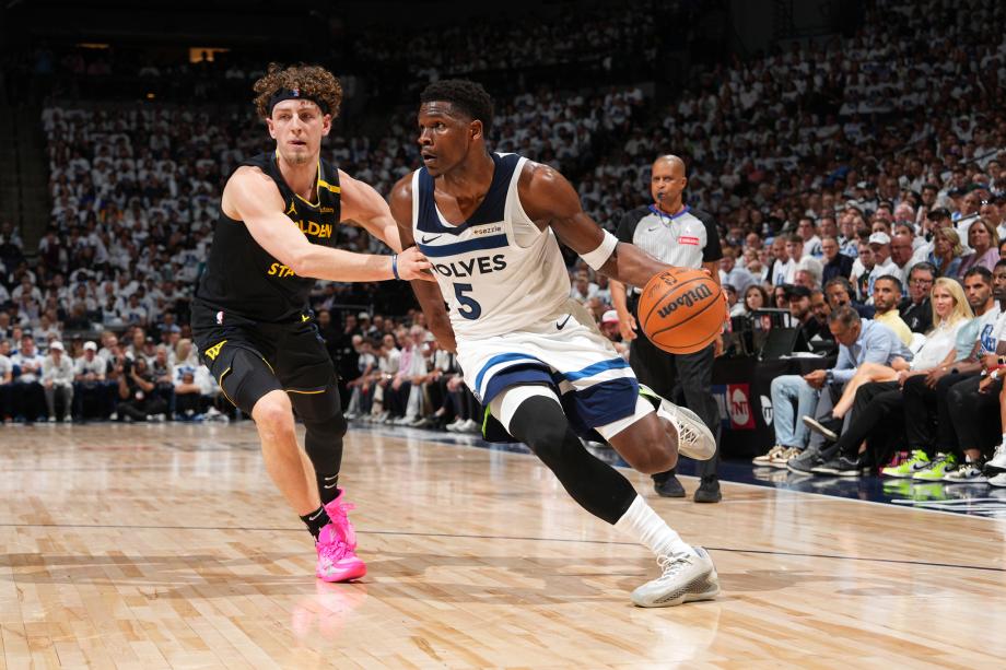 巴特勒20+11+8爱德华兹23分 勇士胜森林狼