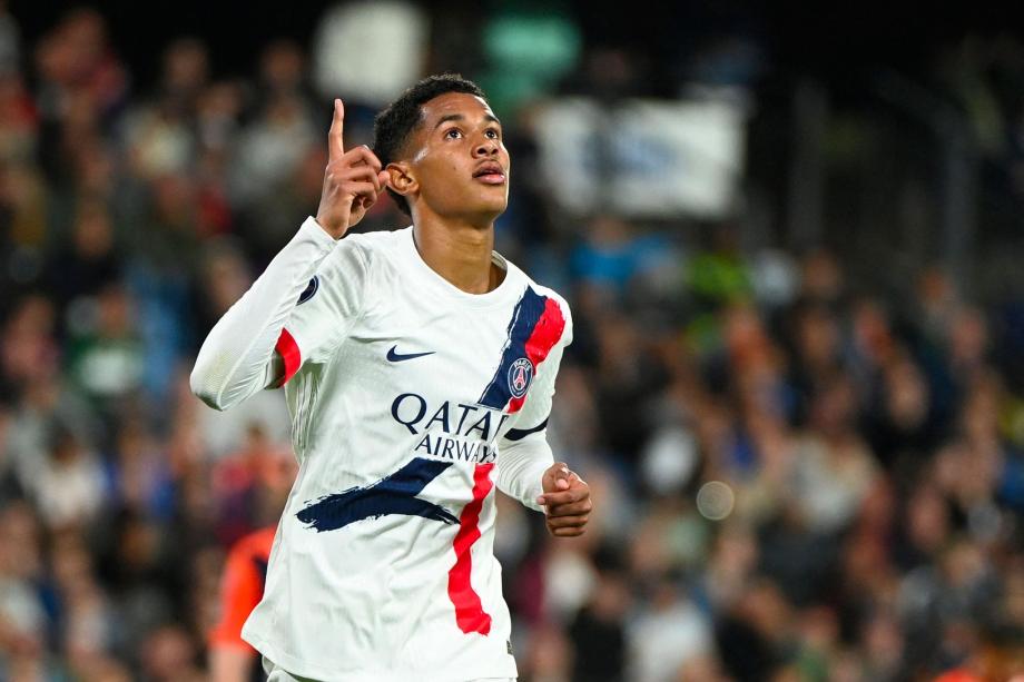 拉莫斯戴帽 巴黎4-1蒙彼利埃取近四轮首胜