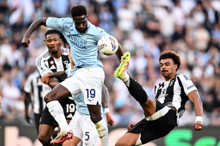 穆阿尼破门 十人尤文图斯1-1战平拉齐奥