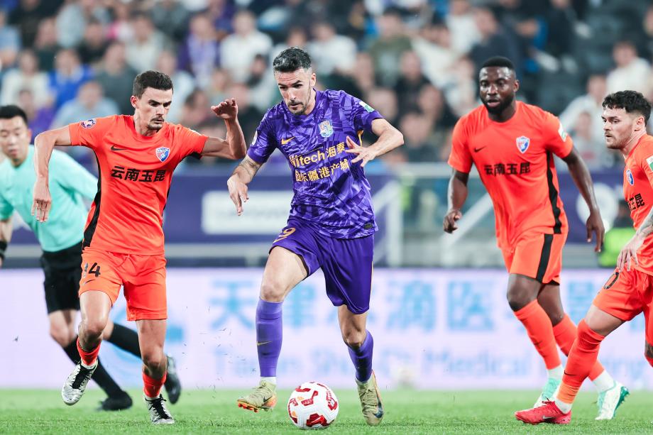 韩子龙挑射制胜 云南玉昆1-0客胜天津津门虎