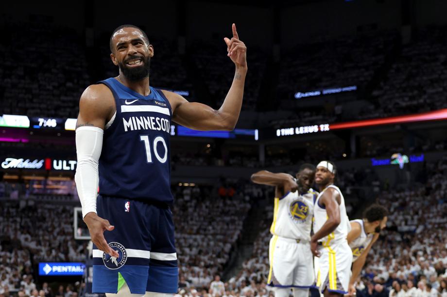 爱德华兹22+12巴特勒17分 森林狼淘汰勇士进西决