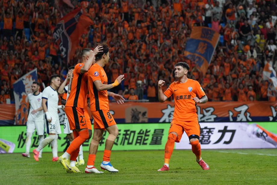 约尼查破门叶楚贵进球 云南玉昆胜梅州客家