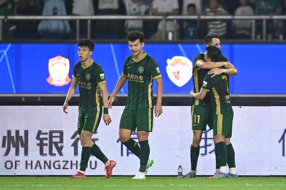 陶强龙梅开二度 浙江队主场战平河南队