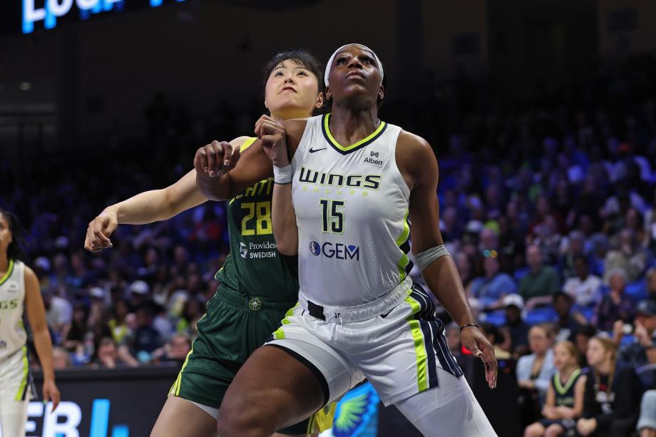 WNBA：李月汝2篮板1助攻 风暴客场力克飞翼