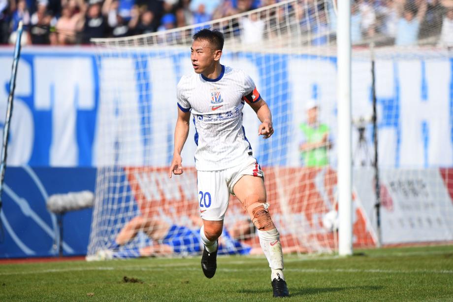 于汉超双响 上海申花3-0无锡吴钩晋级足协杯16强