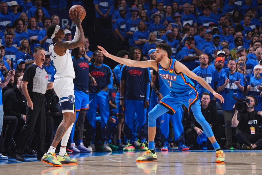 亚历山大38分爱德华兹32+9 雷霆再胜森林狼