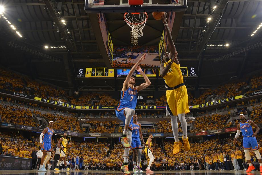 亚历山大35分雷霆末节逆转步行者 总分扳成2-2