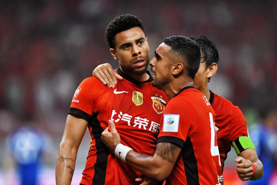 路易斯帽子戏法 申花3-2力克海港进足协杯8强