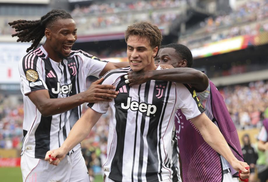 [图]世俱杯-伊尔迪兹双响 尤文4-1维达德暂居小组第一体育录像/图片