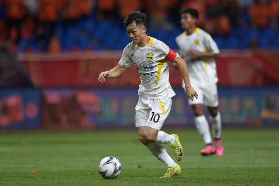 足协杯-奥斯卡双响 云南玉昆3-0广东广州豹晋级四强