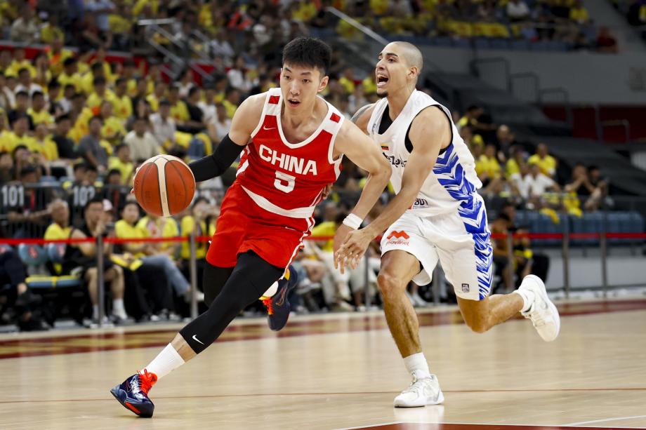 [图]王俊杰16分表现抢眼 中国男篮热身赛两连胜配查查