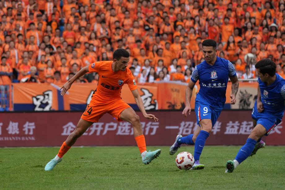 中超-高天意传射于汉超救主 上海申花4-4云南玉昆