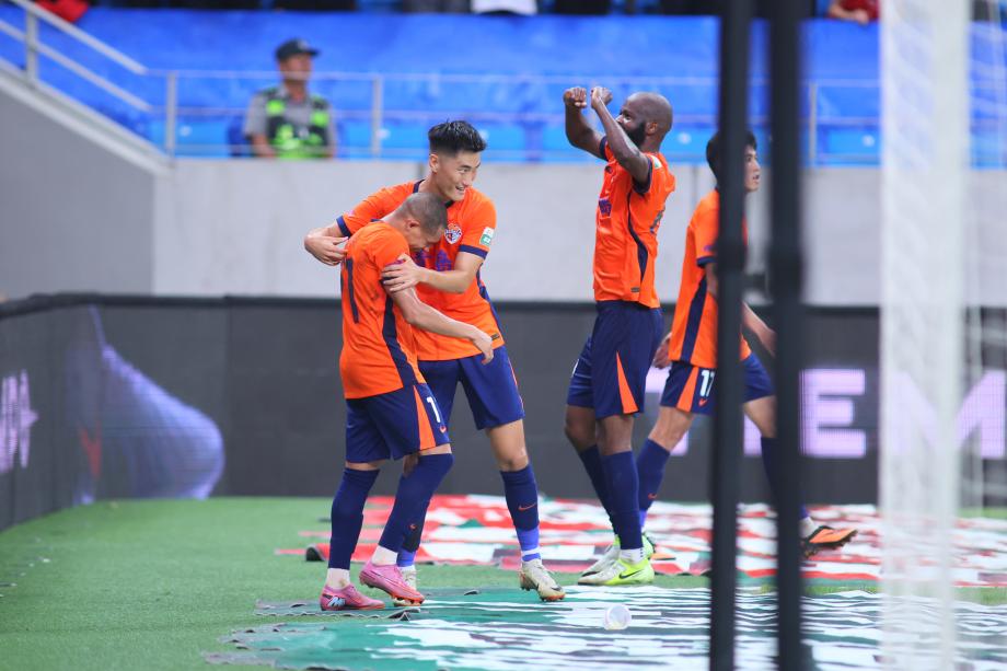 主场大胜云南玉昆 青岛海牛暂时摆脱降级区