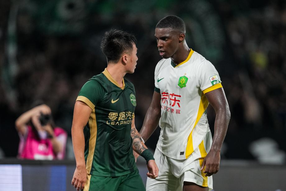 近4轮首胜！北京国安4-3逆转十人浙江俱乐部