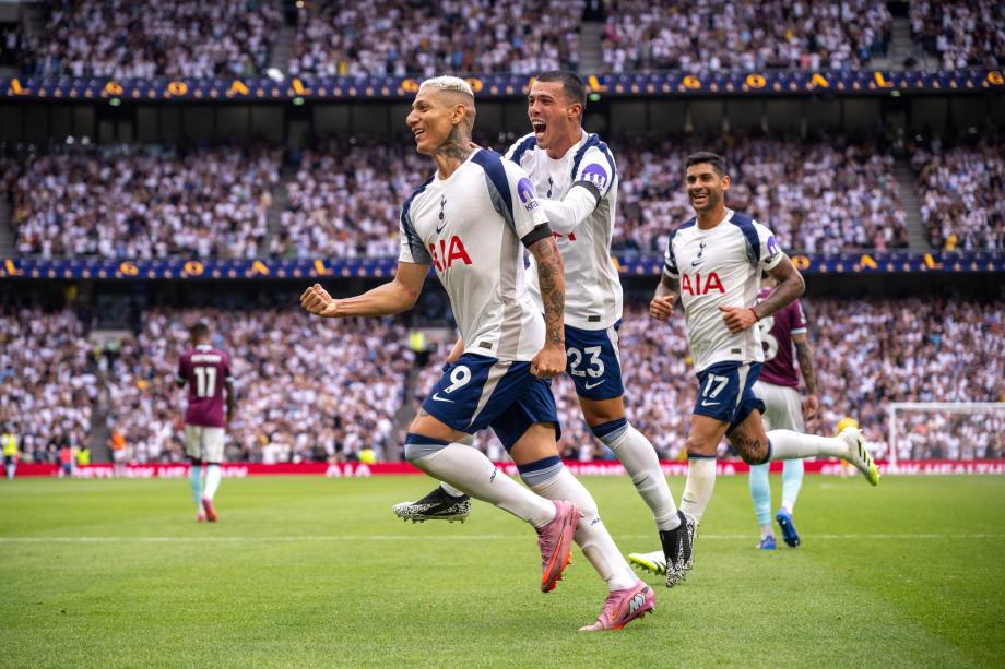 英超：理查利森双响库杜斯两助攻 热刺3-0伯恩利