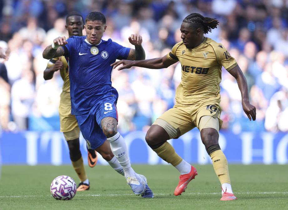 英超-埃泽破门无效 切尔西19脚射门0-0水晶宫