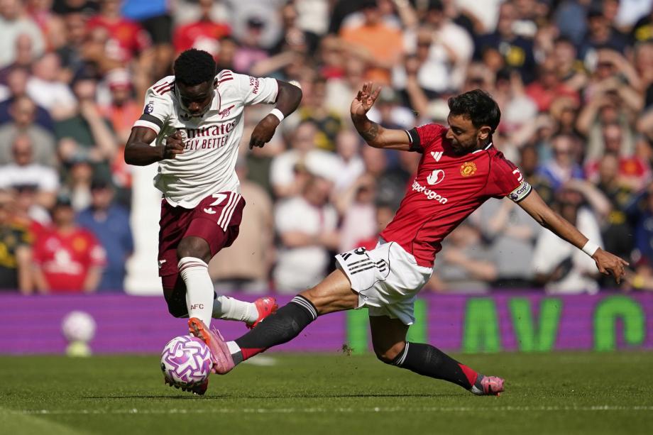 英超-狂轰22脚难破门 曼联0-1阿森纳