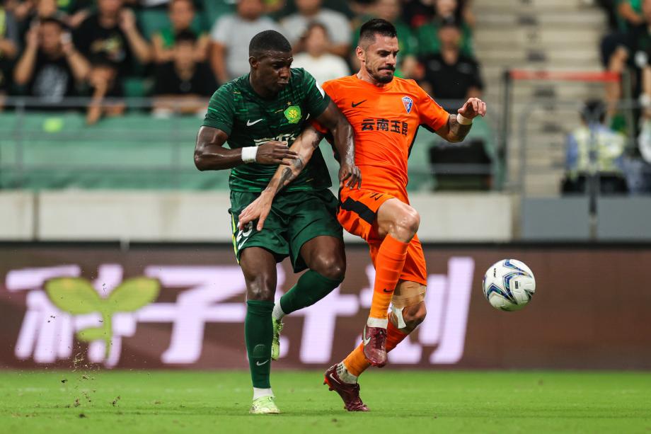 北京国安7-0大胜云南玉昆 挺进足协杯决赛