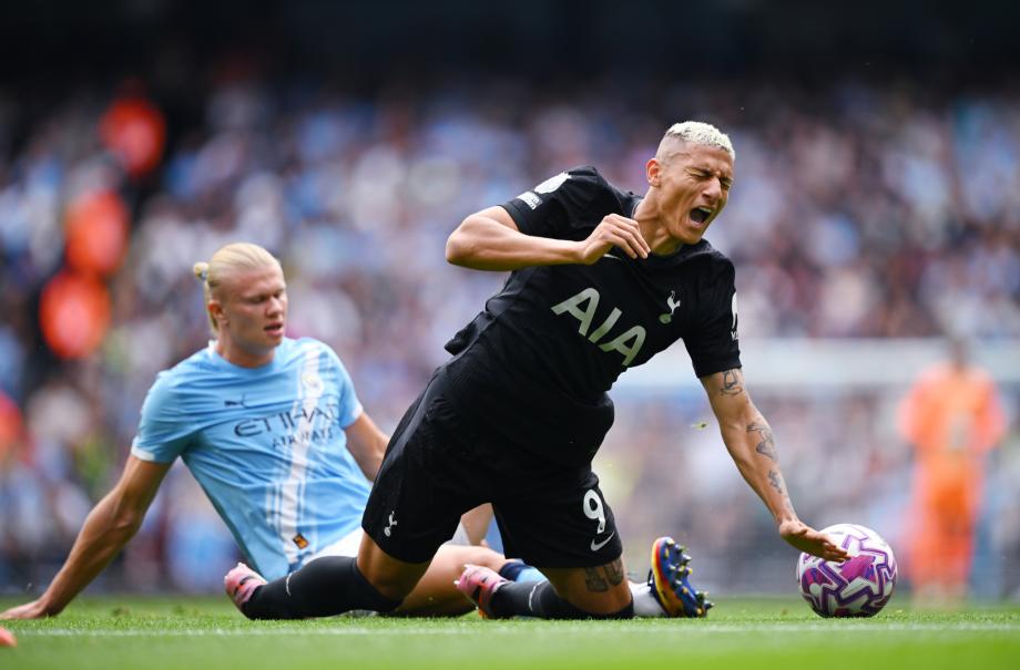 特拉福德送礼约翰逊破门 曼城0-2不敌热刺