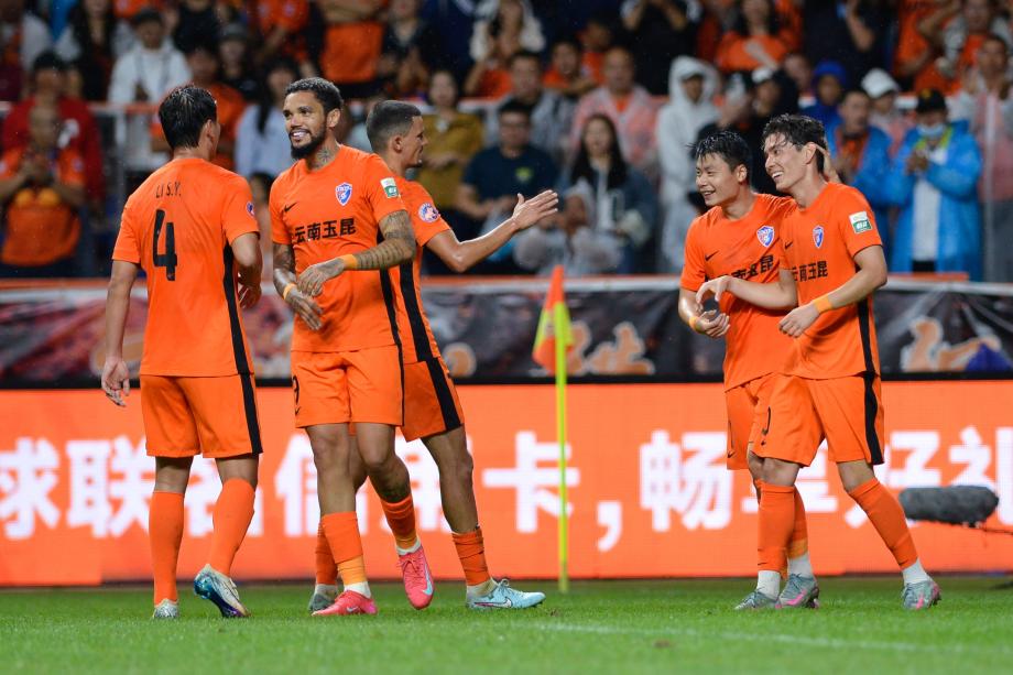 费利佩双响周定洋破门 成都蓉城5-1云南玉昆