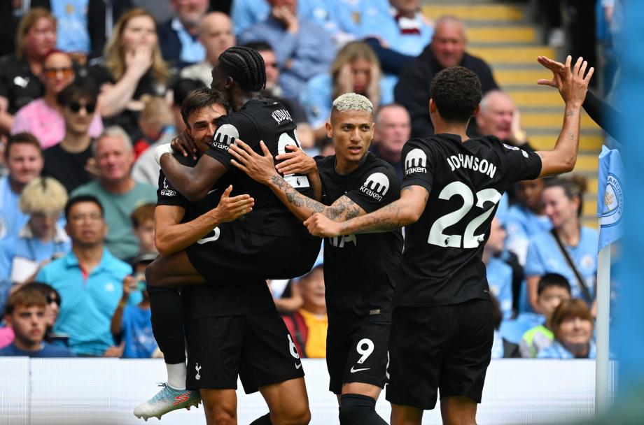 特拉福德送礼约翰逊破门 曼城0-2不敌热刺