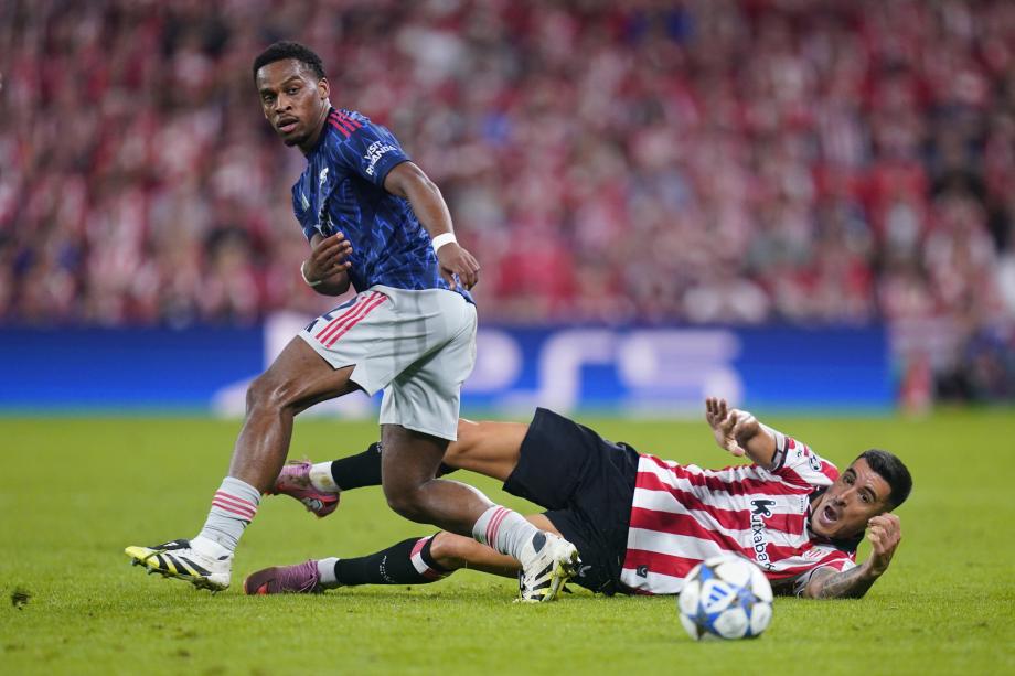 欧冠-马丁内利、特罗萨德破门 阿森纳2-0毕尔巴鄂