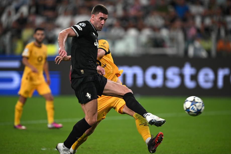 欧冠-弗拉霍维奇2射1传凯利绝平 尤文4-4多特