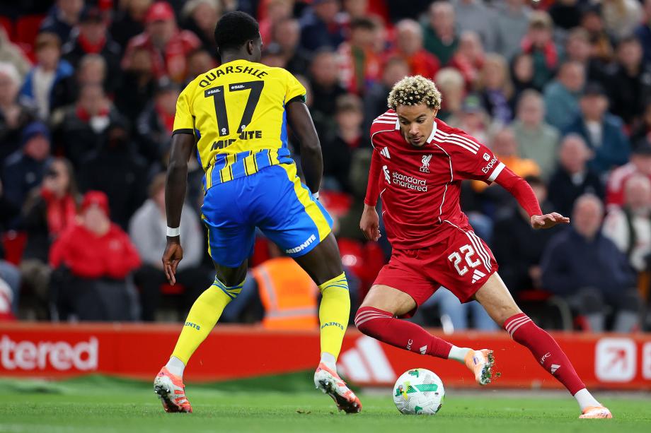 [图]英联杯-伊萨克首球埃基蒂克绝杀 利物浦2-1晋级体育录像/图片