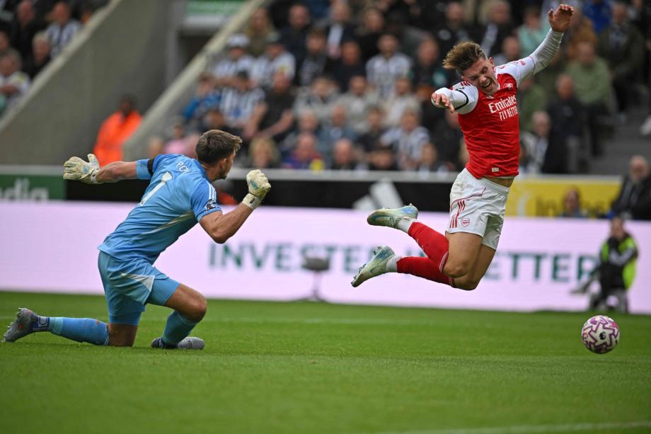 英超-梅里诺建功加布96分钟绝杀 阿森纳2-1纽卡